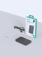 Load image into Gallery viewer, Aukey PB-MS03 MagFusion Slim 5000mAh Magnetic Wireless Power Bank
