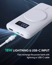 Load image into Gallery viewer, AUKEY PB-WL02i 10000MAH Magnetic Wireless Charging Power Bank
